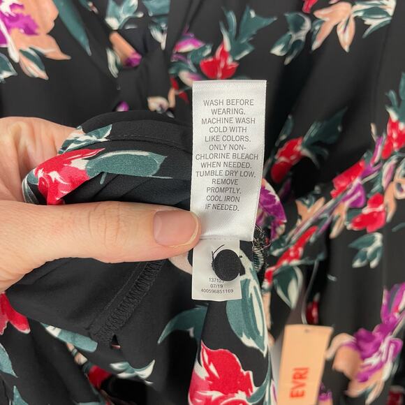 EVRI | NWT Black Multi Color Floral Print Tie Neck Long Sleeve Career Blouse - Picture 10 of 10